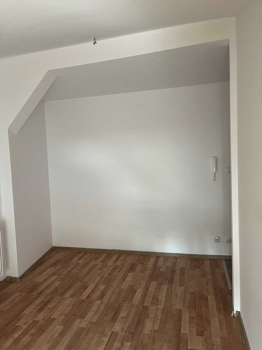 Kawalerka przy Galerii Tomaszów ul. Barlickiego 8