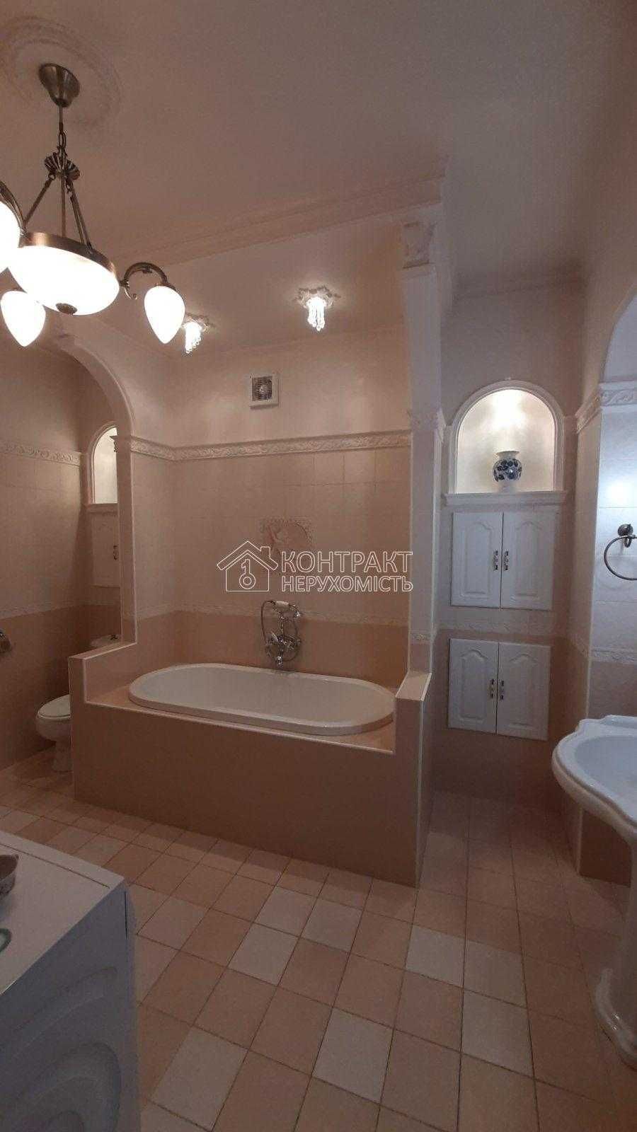 Продам будинок в місті 92м2, земля 8 соток