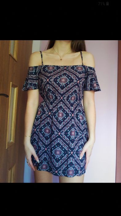 Wzorzysta letnia sukienka mini