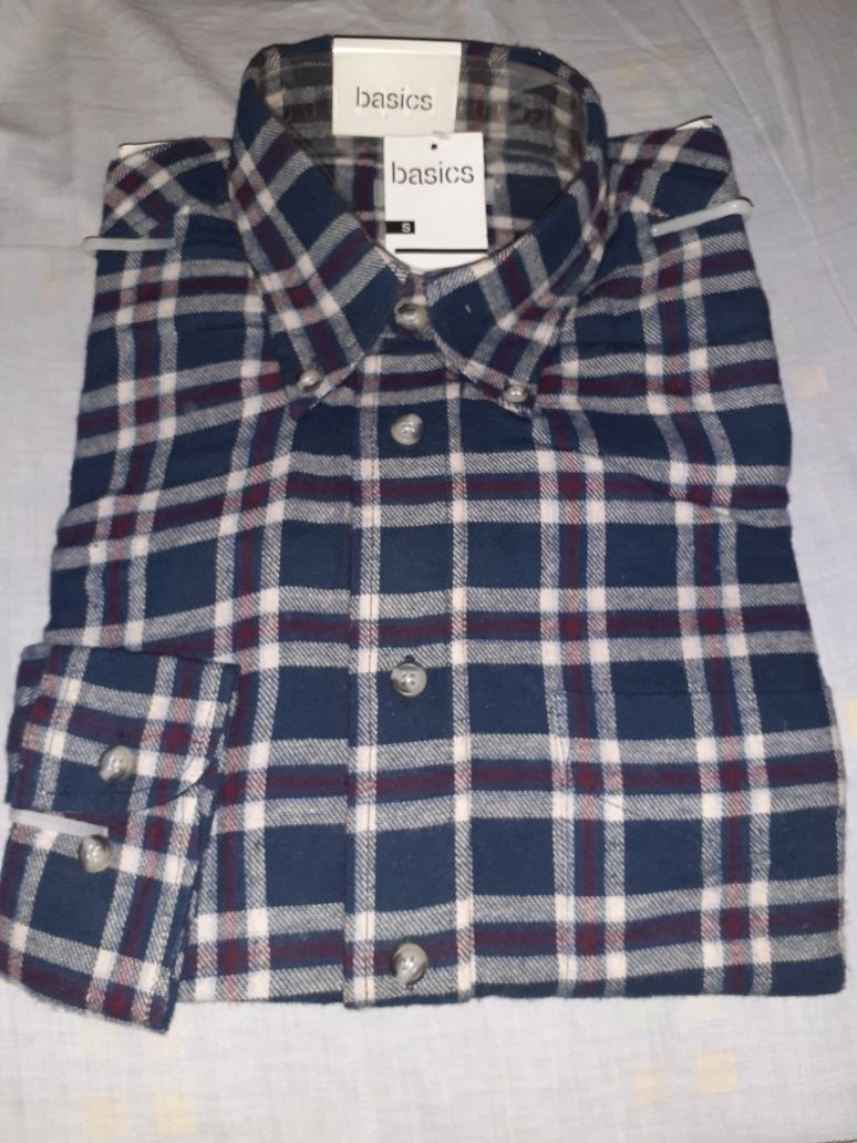 Camisa p/homem c/etiqueta tamanho S (portes incluídos)