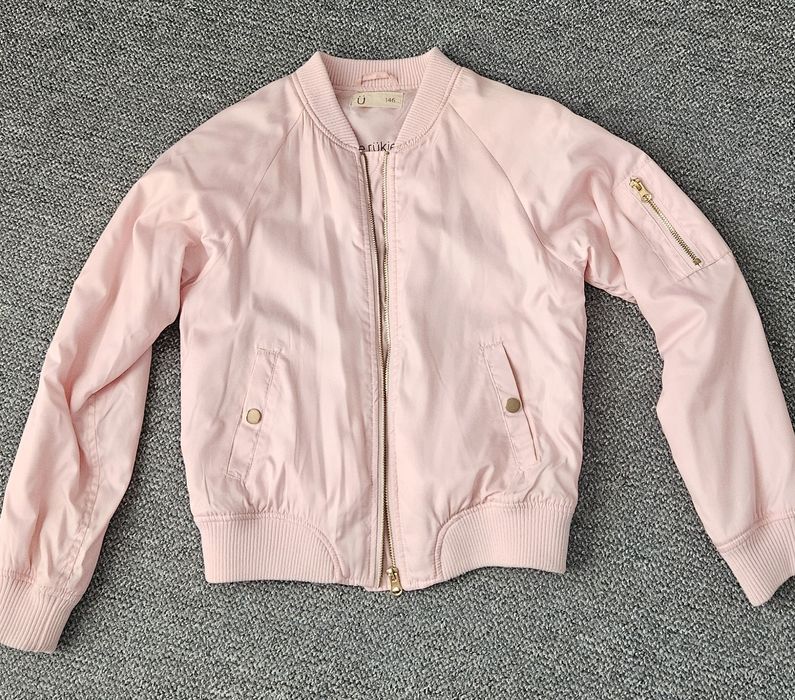 Бомбер демісезонний