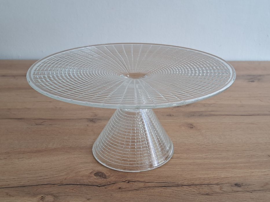 Patera szklana 26cm na nóżce 12cm