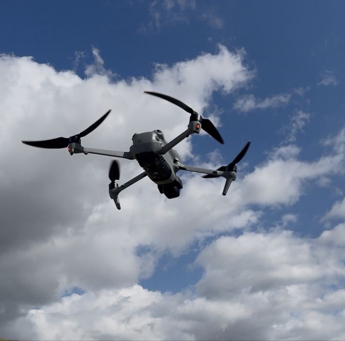 Zdjęcia i filmy z drona - nieruchoności, działki, inwestycje