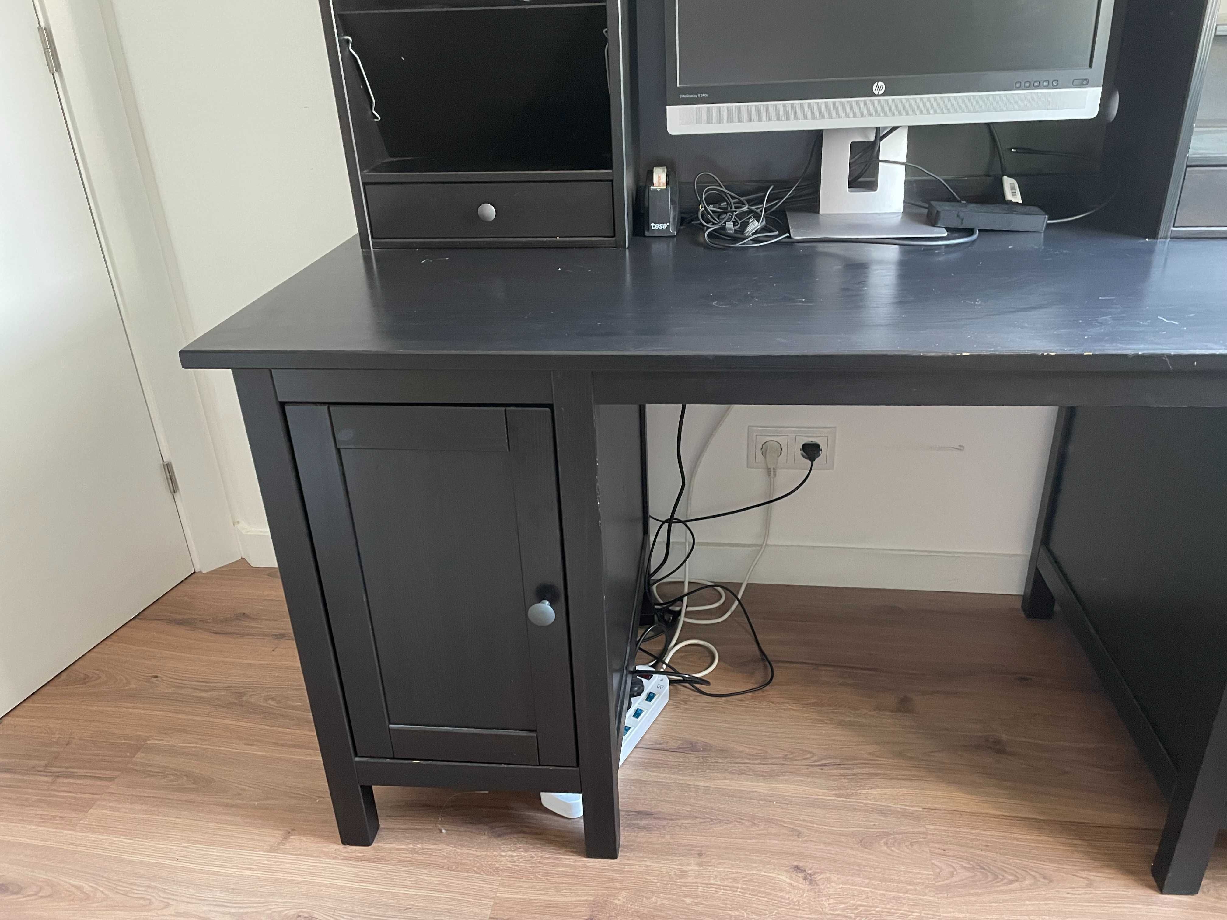 Secretária Hemnes IKEA