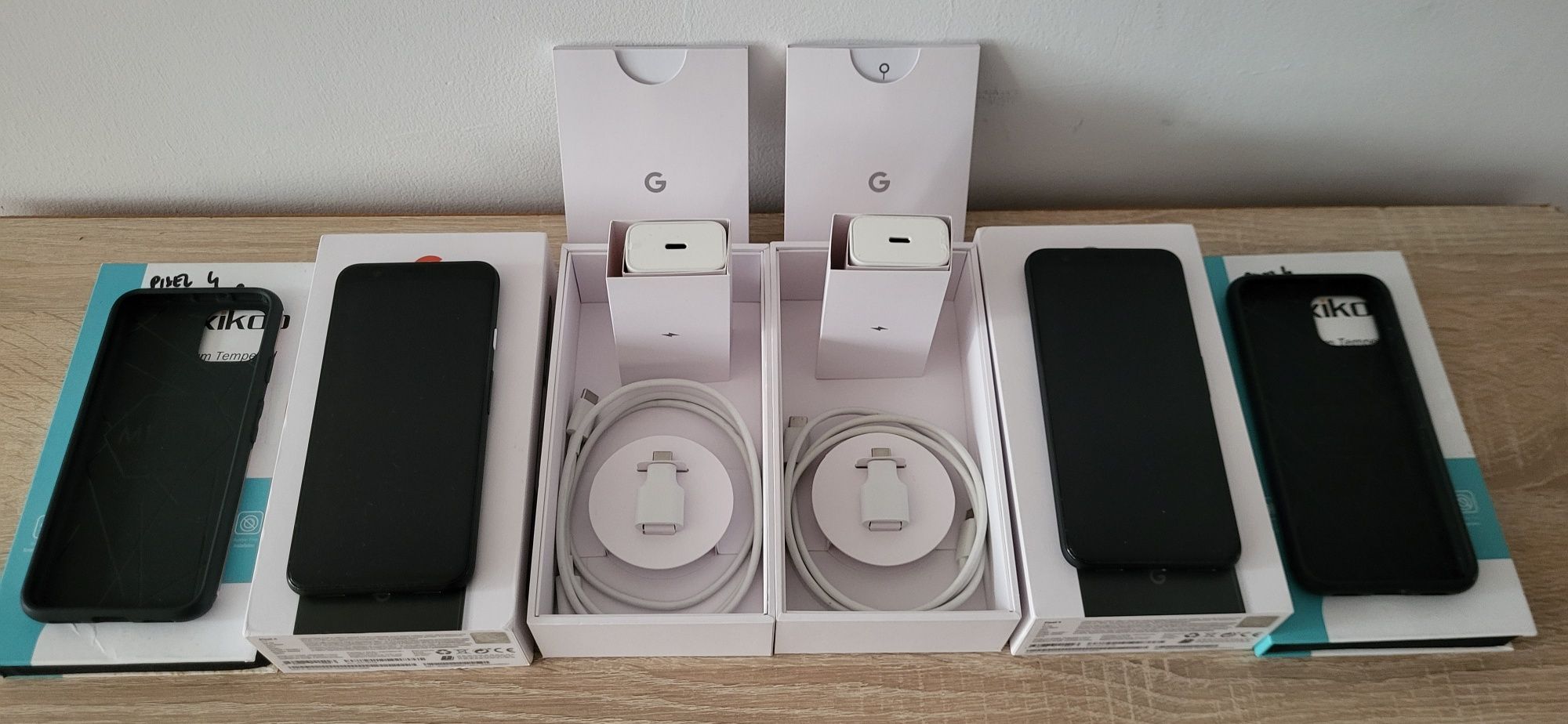 2szt. Google Pixel 4 LTE jak nowy tanio Gratisy