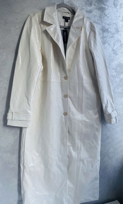 Тренч жіночий беж і молочний PLT, новий