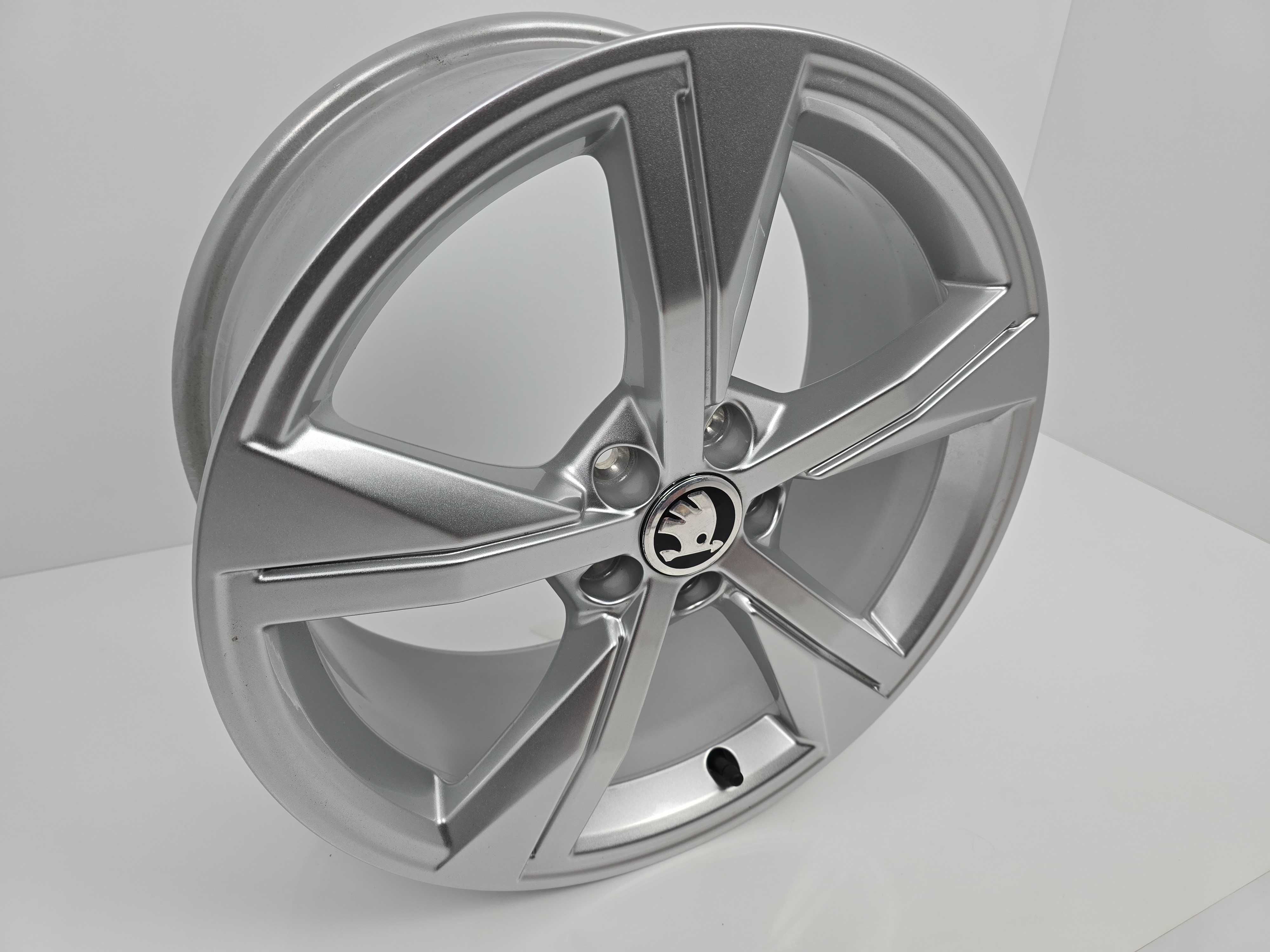 FABRYCZNIE NOWE Felgi 17" Skoda Fabia Kamiq Rapid Scala