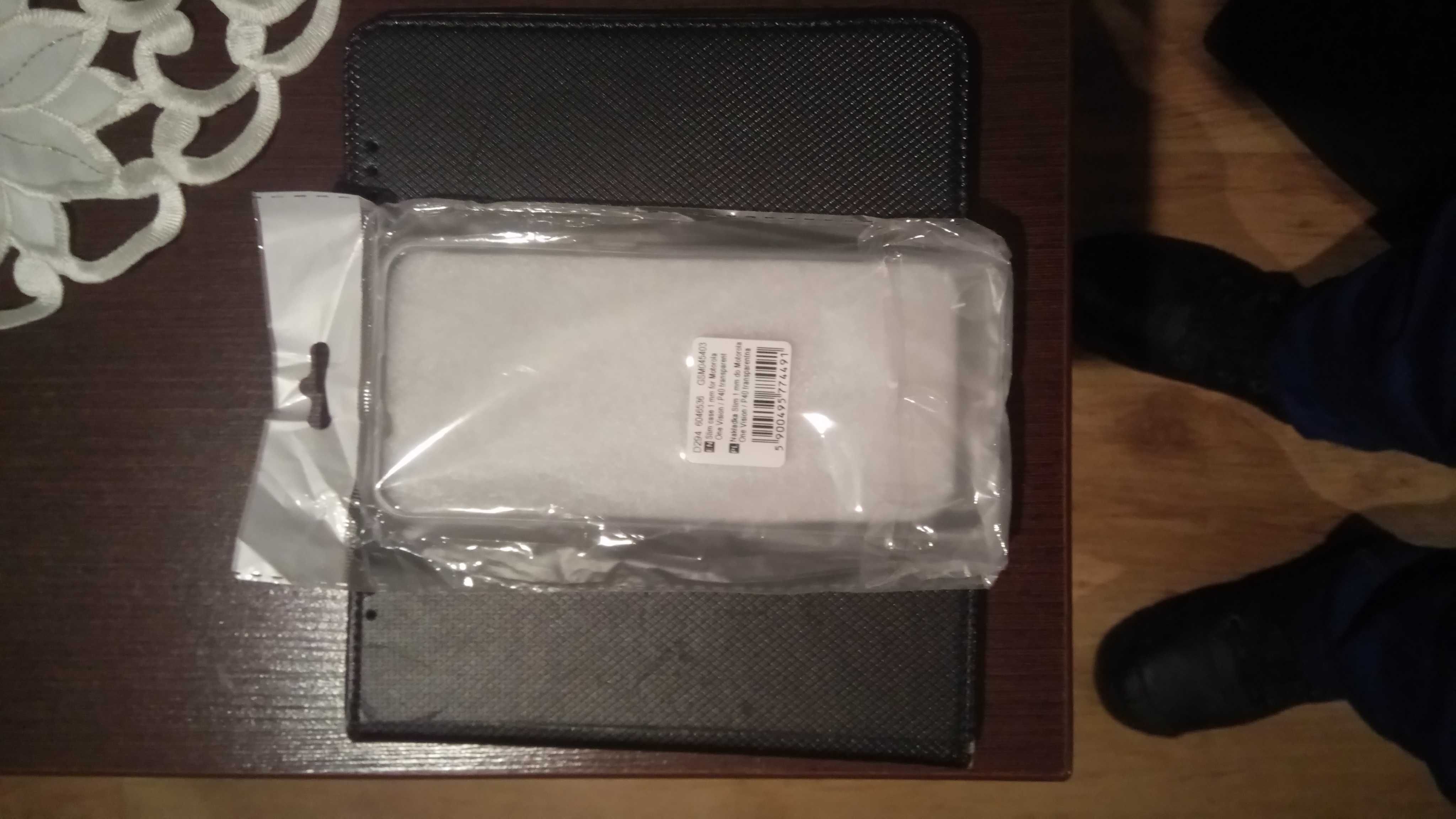 3 x Etui motorola one vision