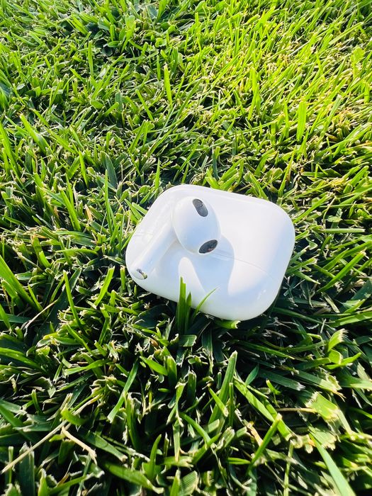 Apple AirPods apenas o fone do lado esquerdo com estojo de carregamen