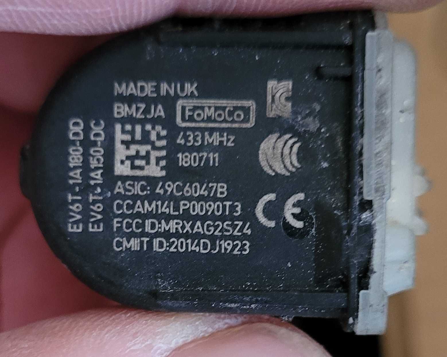 Czujniki cisnienia opon Tpms Ford 4szt Kuga BMax Cmax Transit Focus