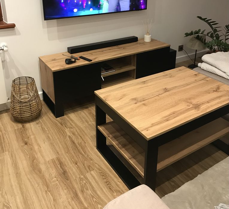 Meble do salonu - stolik, szafka rtv i komoda