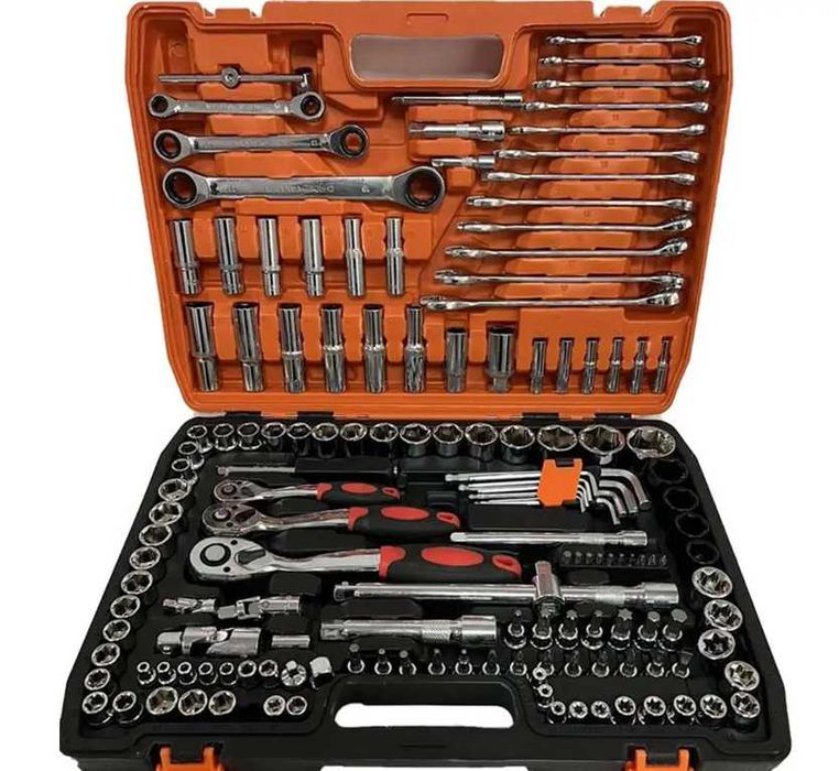 Наборы ключей головок инструментов от 40шт. до 172шт. в наборе.