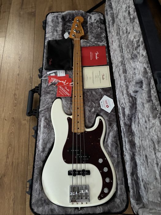 Fender American Ultra Precision Bass