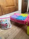 Конструктор Maga bloks 2 в 1 со столом