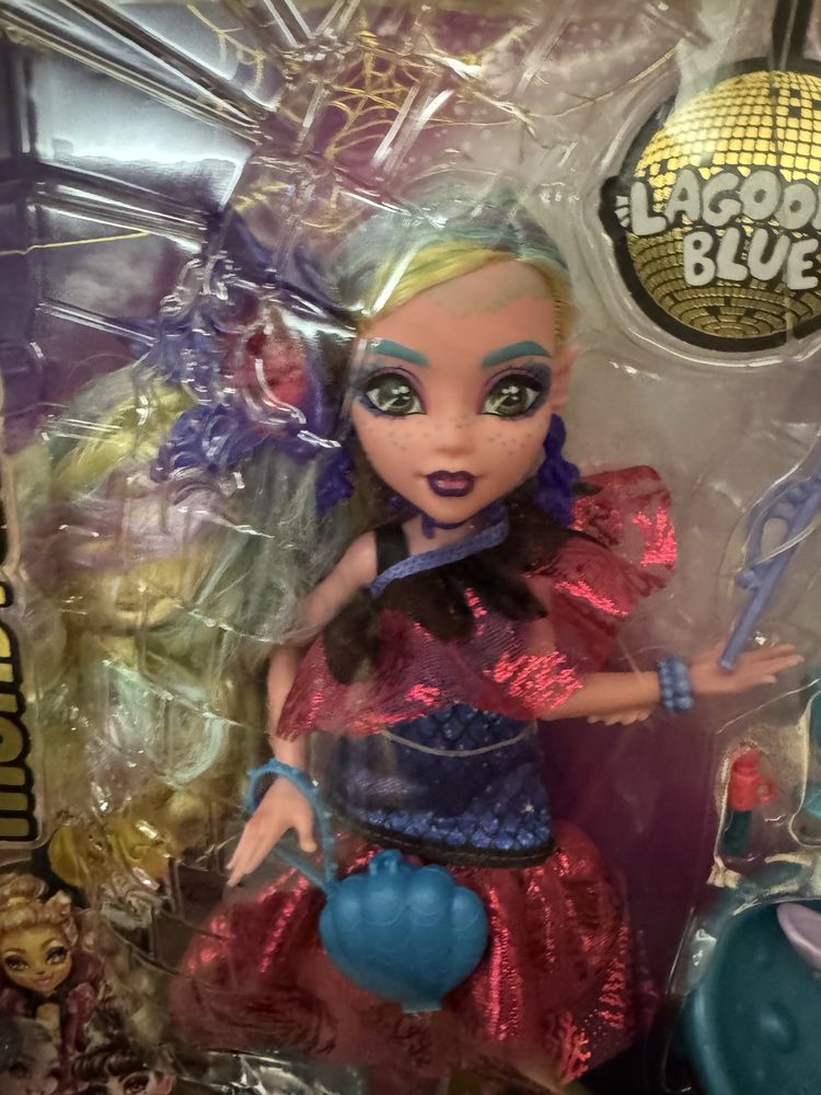Лялька  Monster High Doll Lagoona Blue Лагуна Блу Бал Монстрів