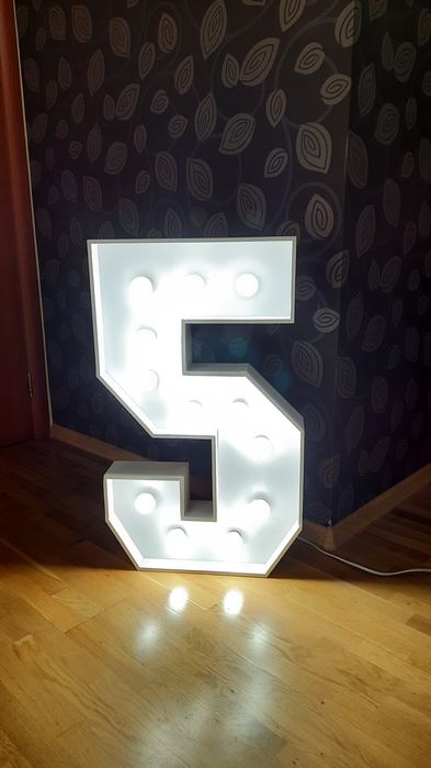 Цифра 5, декор, оренда продаж