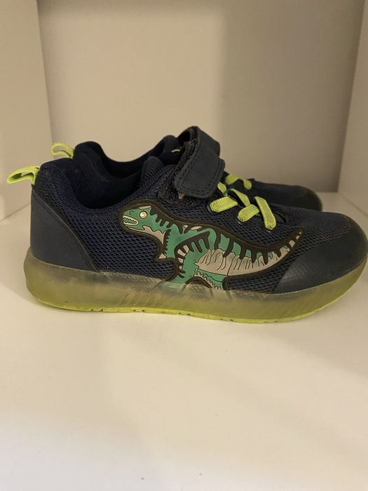 Buty adidasy świecące dinozaur  28