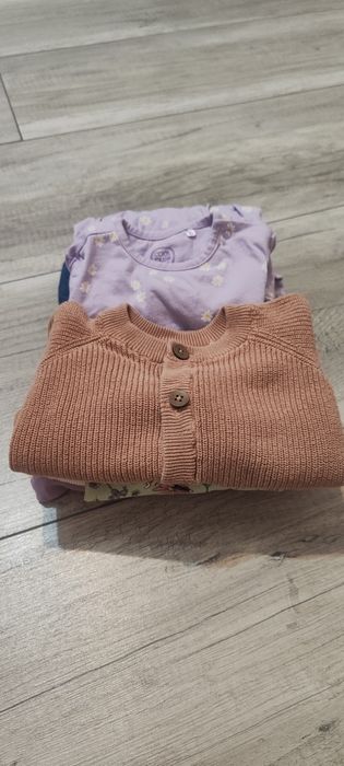 Paka ubrań dla dziewczynki 74 cm