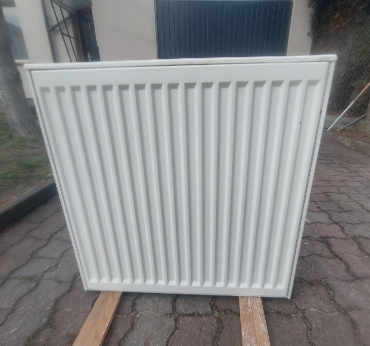 Grzejnik Buderus C22 60x60 2 szt.