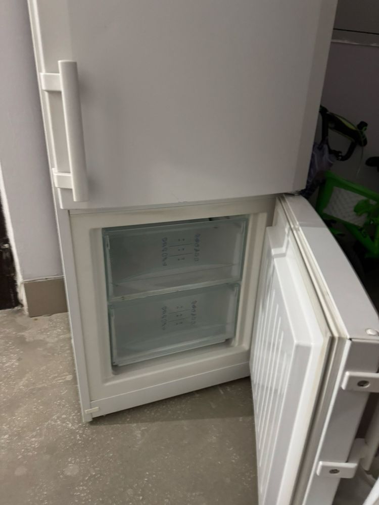 Холодильник Liebherr
