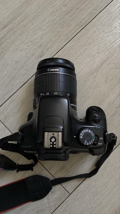 Фотоапарат  Canon 1100d +обʼєктив 18-55мм