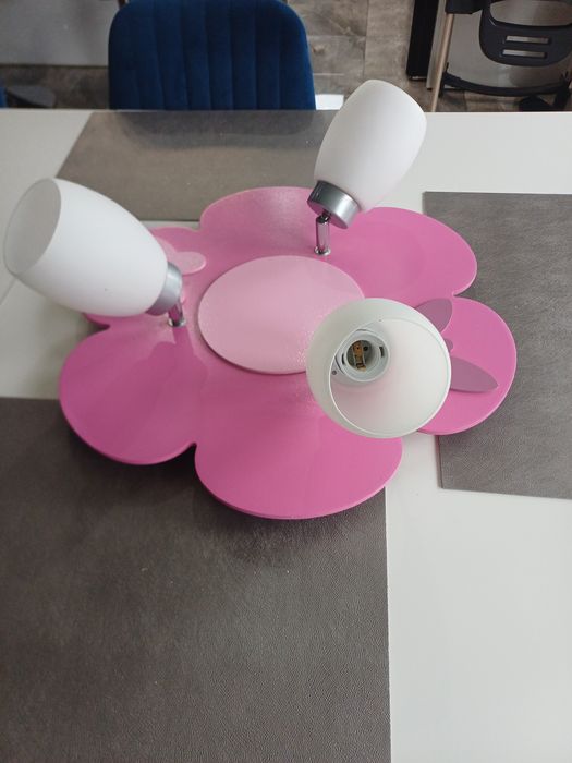 Żyrandol dziewczęcy  różowy z motylkami 3xE27