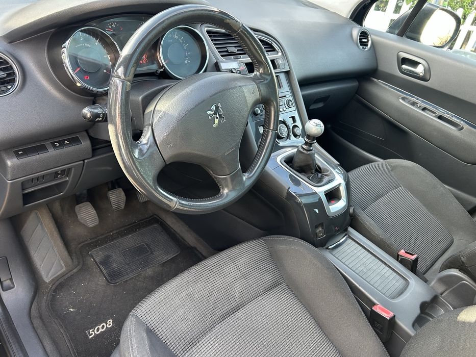 Peugeot 5008 2.0 hdi 150 cvs 7 lugares