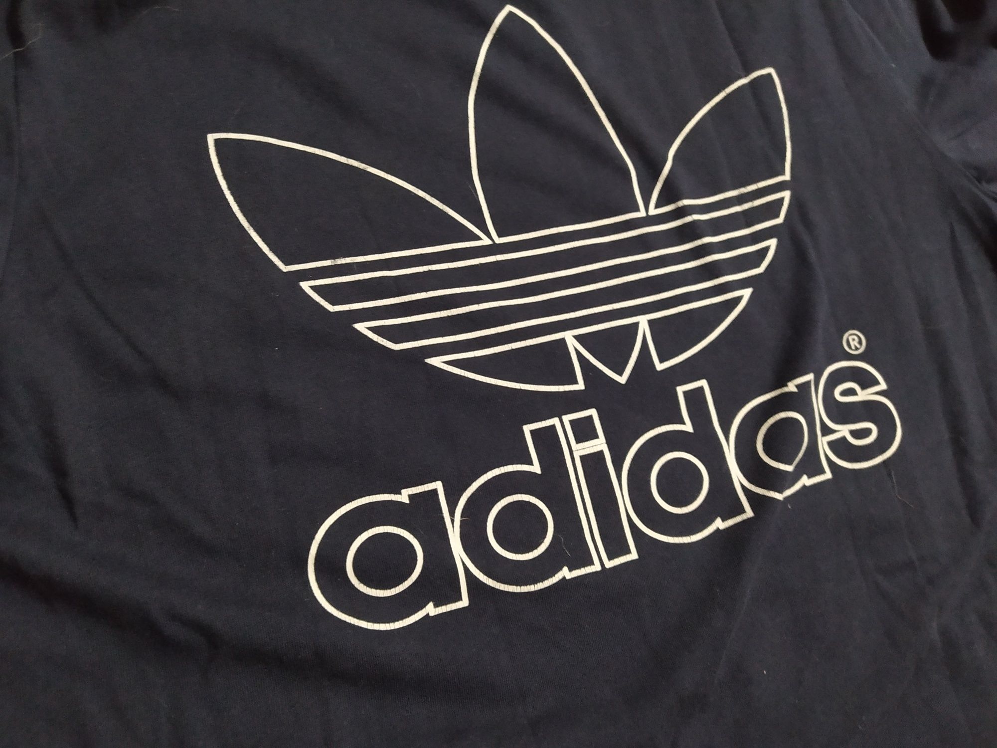 T shirt adidas usada uma vez