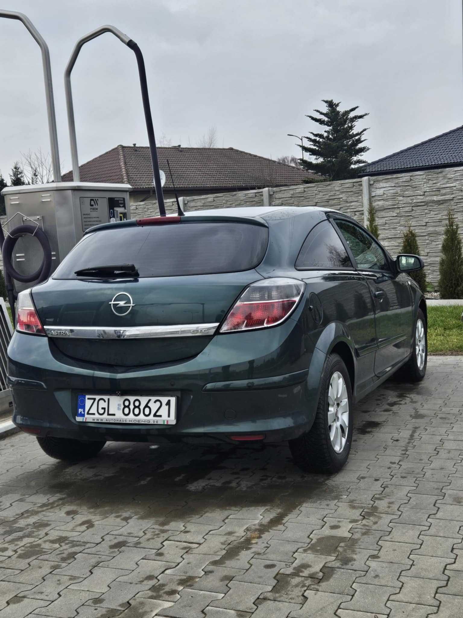 Opel Astra h GTC