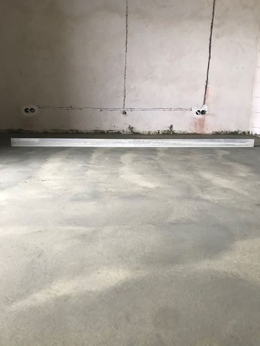 Напівсуха стяжка підлоги | Швидко, чисто, з гарантією!