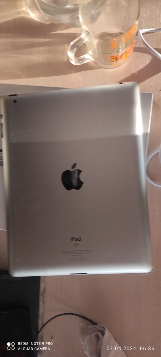 Продам планшет iPad