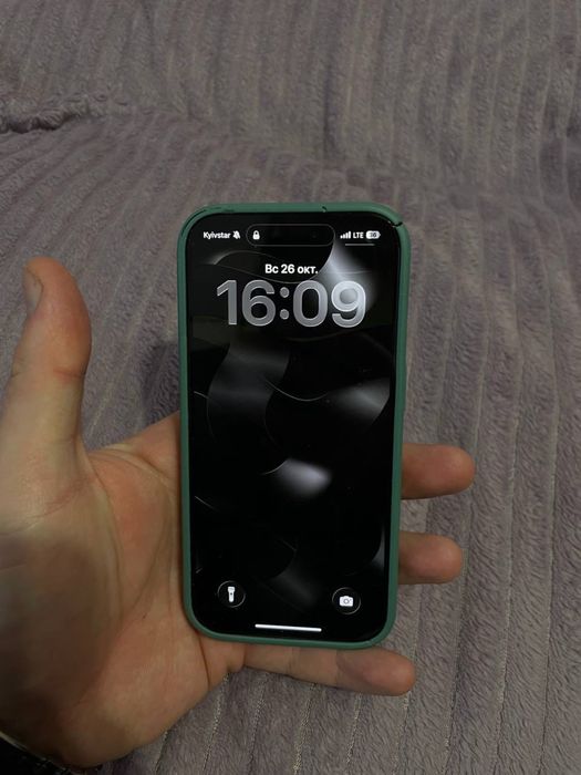 iPhone 15 pro 128 gb