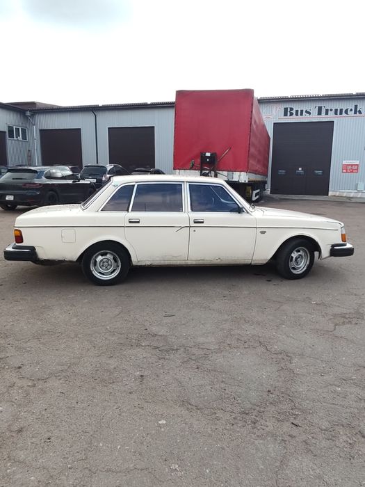 Volvo 244 2.1 бензин газ