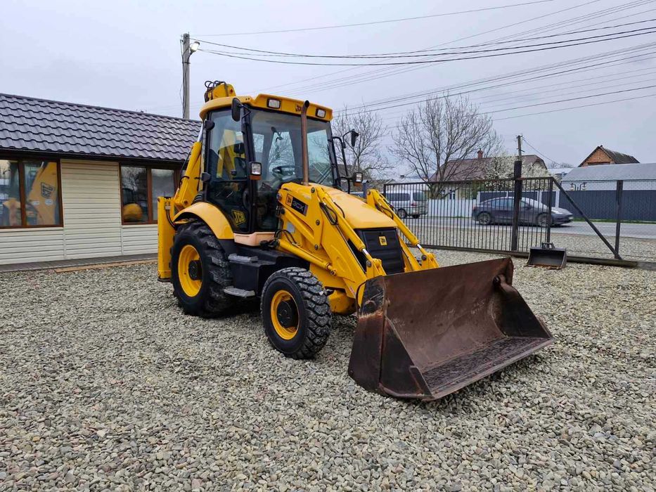 екскаватор навантажувач JCB 3cx