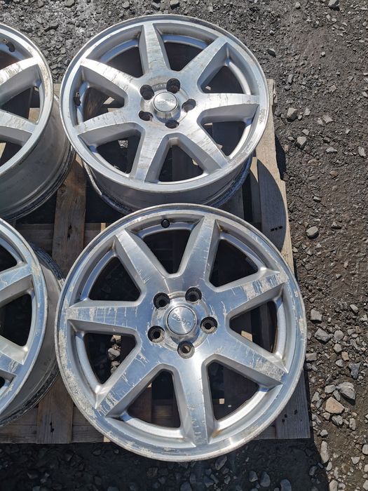 Felgi aluminiowe Alu Alufelgi 18 cali 5x114.3 Jeep Liberty Chrysler