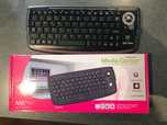 Teclado Wireless Compacto para TV e Jogos