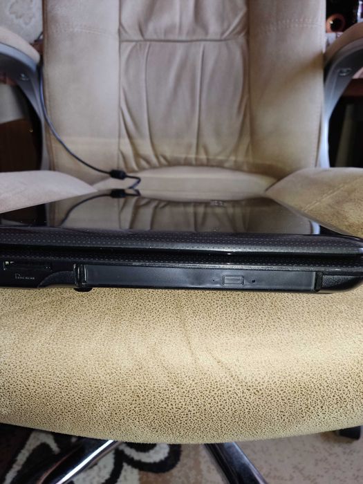 Ноутбук ASUS K51AC, SSD 120GB + HDD 320GB + Сумка