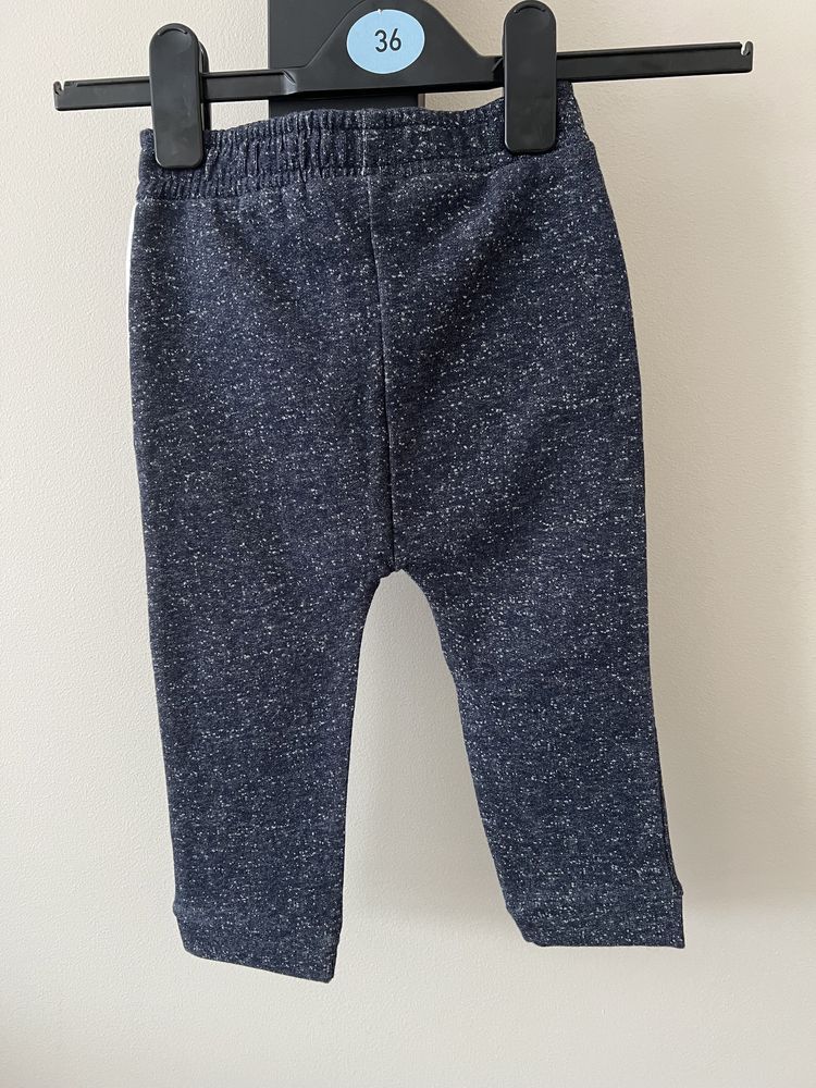 Baby spodnie joggery dresowe ciepłe na meszku r. 18/24 mc 86/92 cm