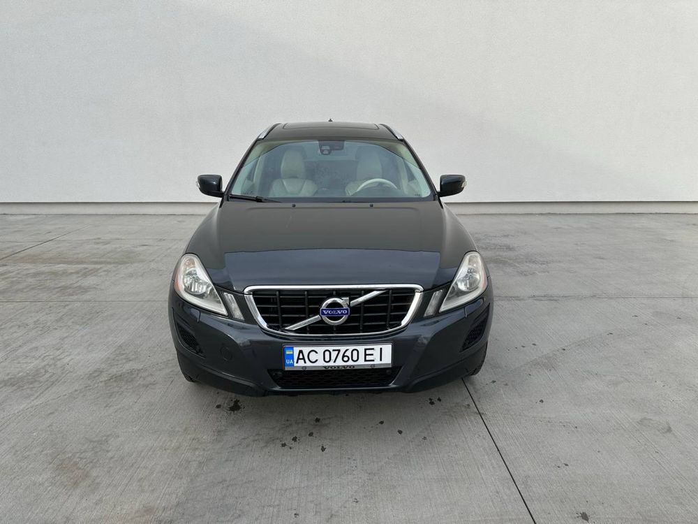 Продам Volvo xc60  2011