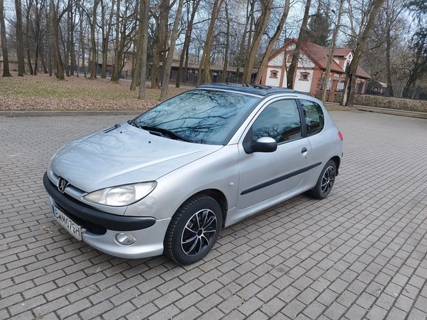 Peugeot 206 1.6  benzyna