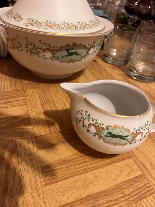 Henneberg Porzellan mysliwska porcelana waza + sosjerka