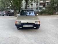ЗАЗ Таврия бензин