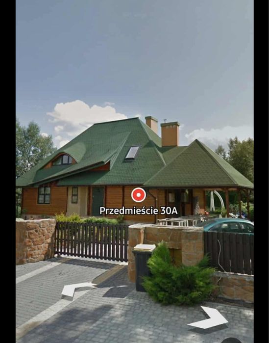 Dom z bali dwukondygnacyjny.