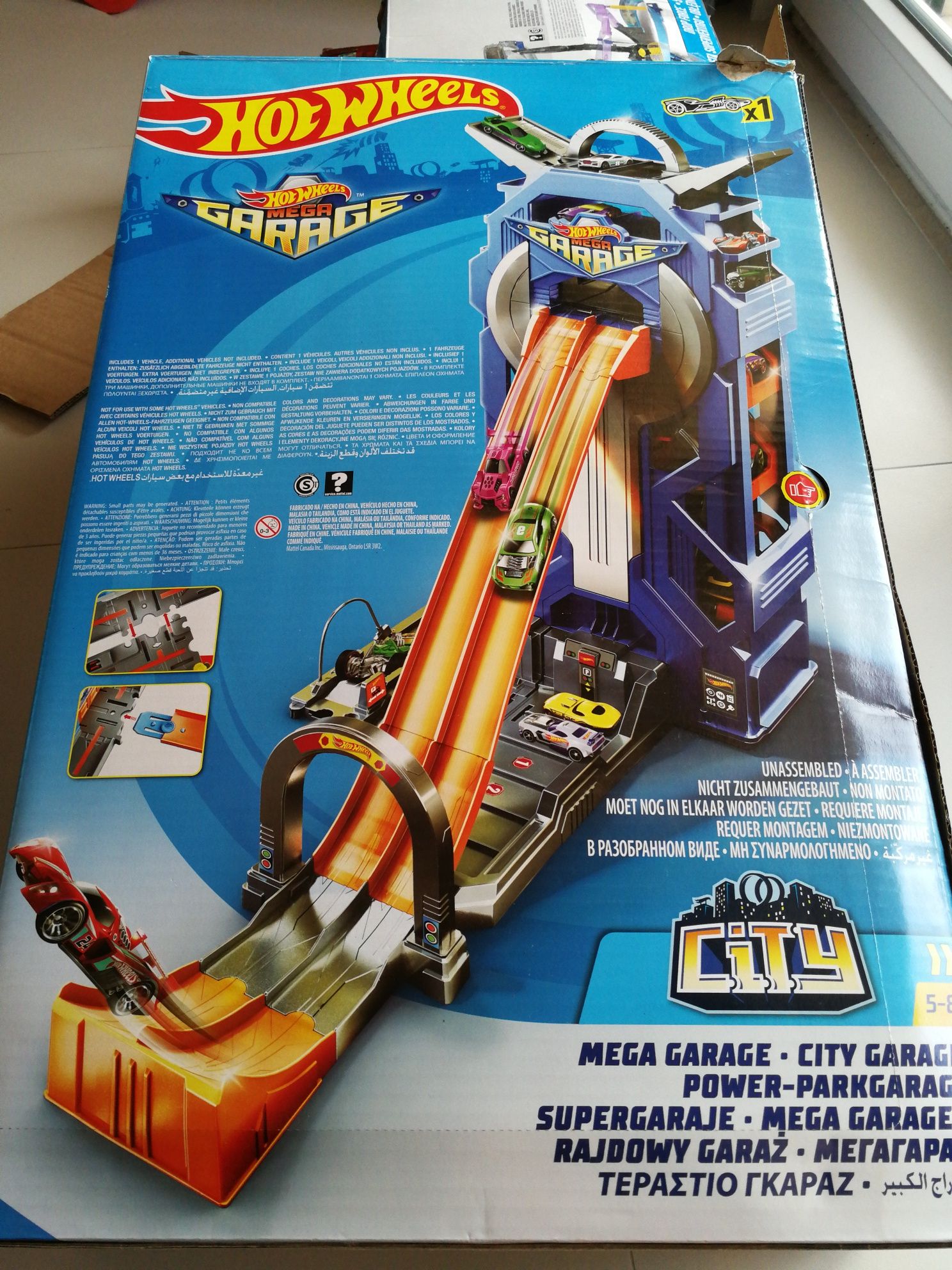 Hot Wheels Mega Garage