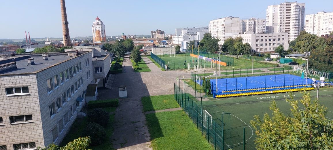 Продам 3-кімнатна Центр Пролетарська 13(Калнишевського 13)