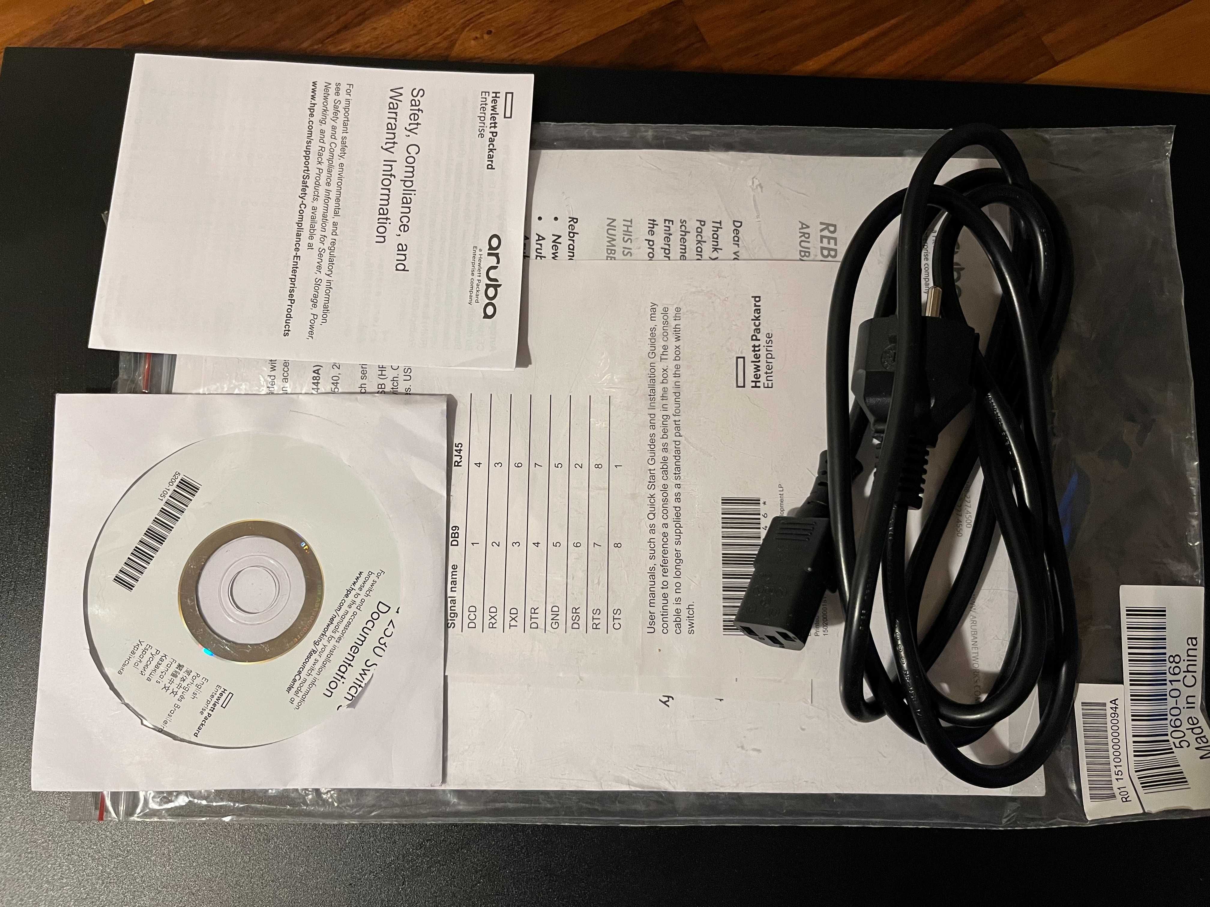 HP Aruba 2530 J9779A 2530-24 POE + Switch