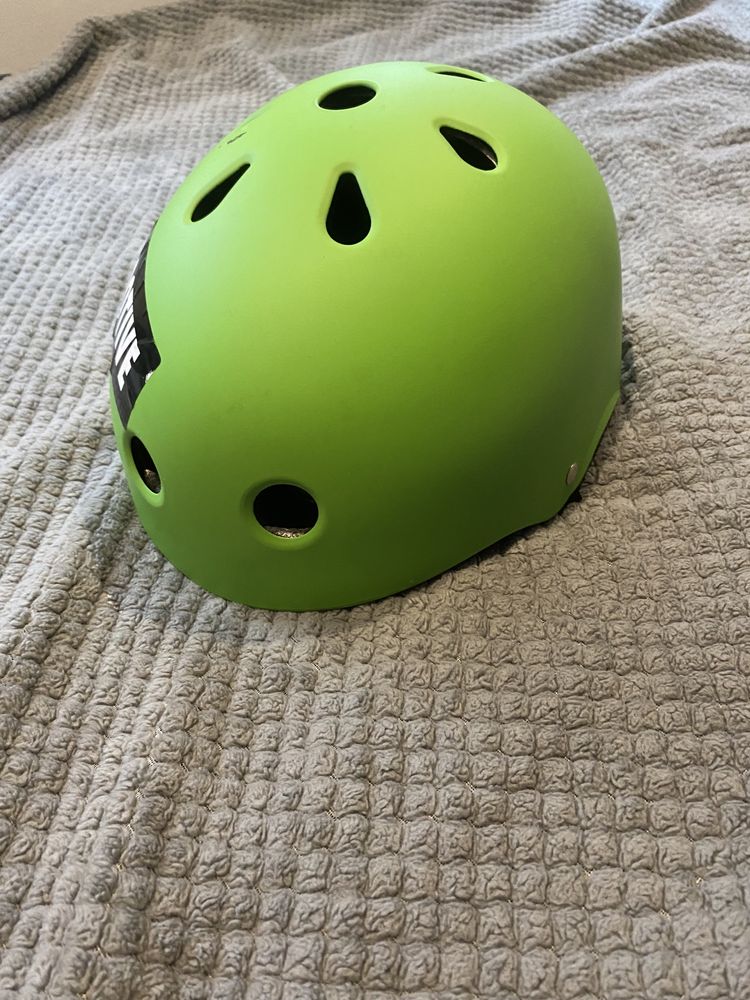 Kask z serii S1 LIFTER