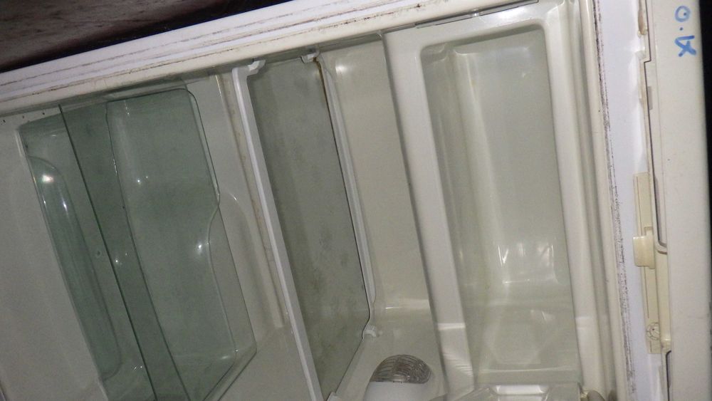 AMICA  Lodówka Domowa Ogrodowa -