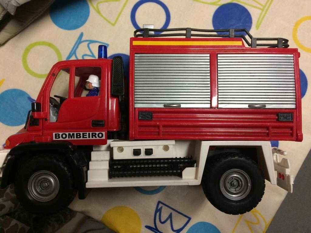 Carro dos Bombeiros, da Dickie Toys - 19"