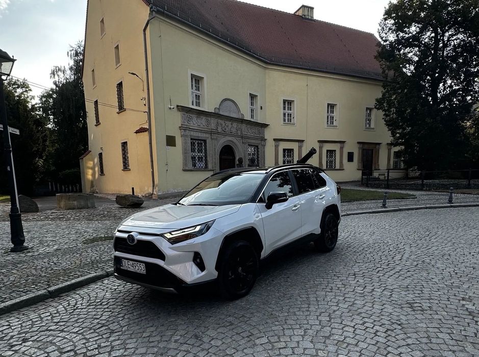 Toyota RAV4 Toyota RAV IV- stan idealny